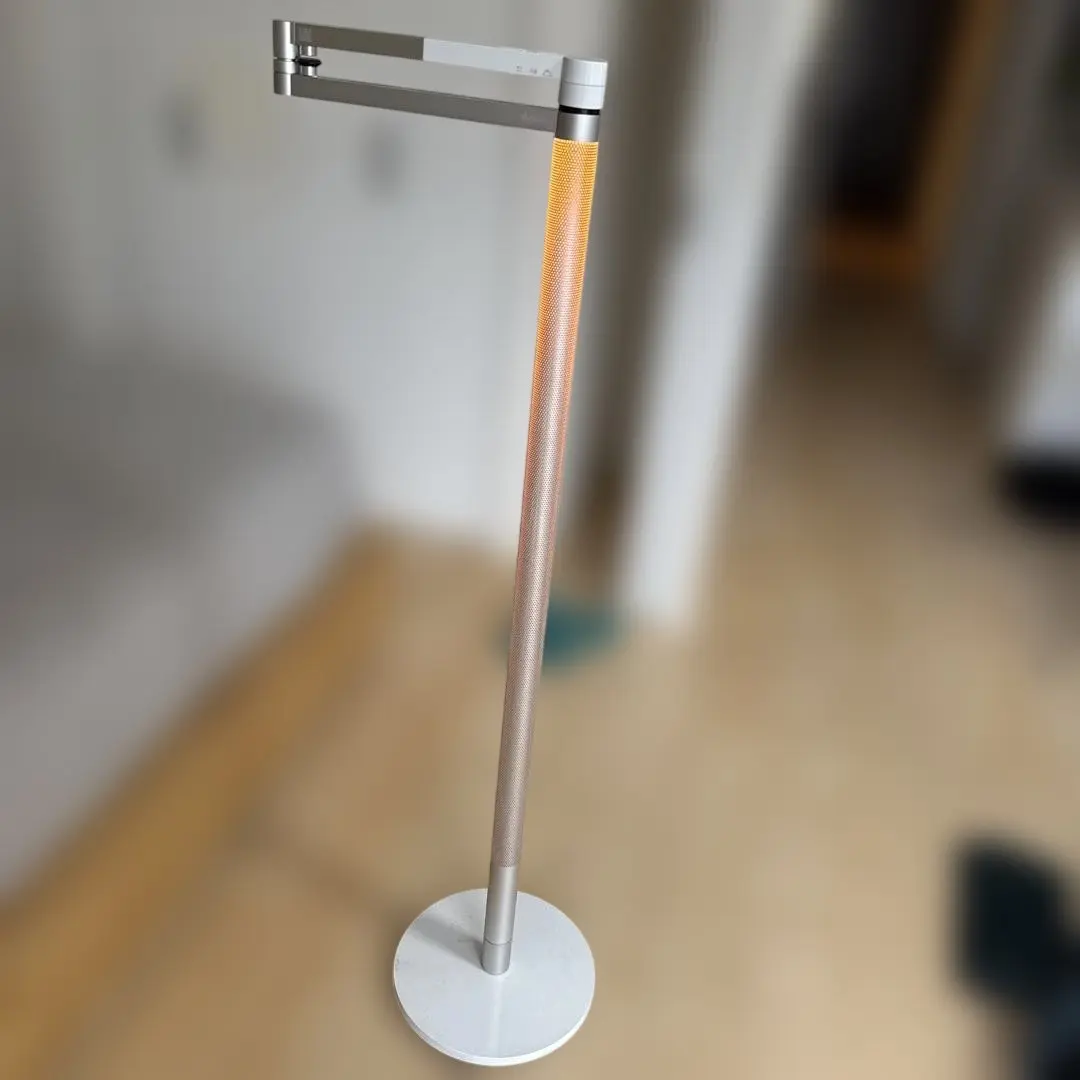 ダイソン Dyson Solarcycle Morphデスクライト（ホワイト