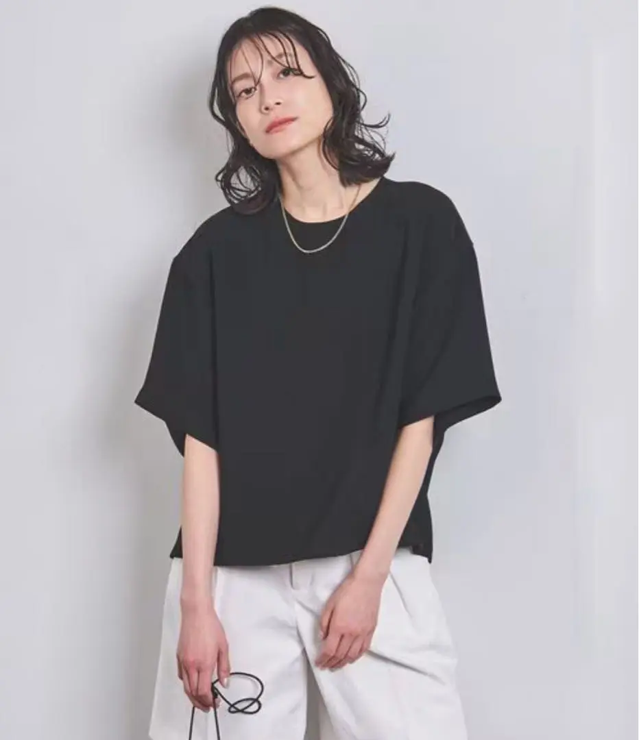 UNITED ARROWS 黒 五分袖 パフスリーブ （新品・未使用） UNITED ARROWS（ユナイテッドアローズ）の「＜UNITED ARROWS＞P