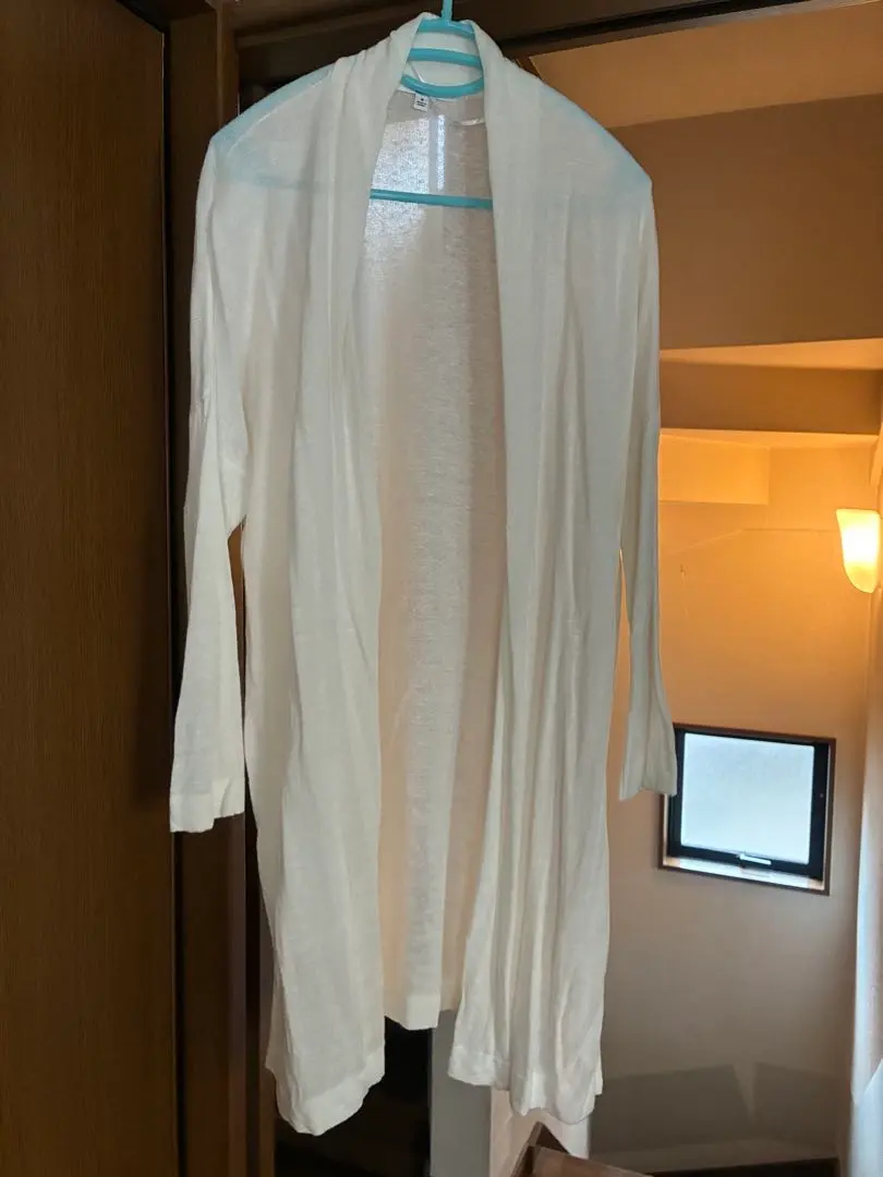 Thumbnail of UNIQLO White Long Cardigan Long Sleeve