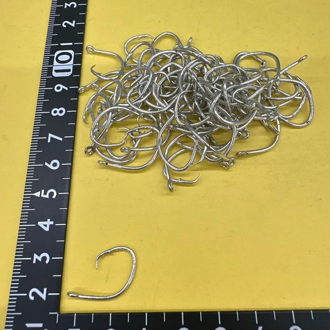 Thumbnail of Quenemuri Fishing Hook No. 14, 70 pieces, Tosa Yoshikichi, Special Price