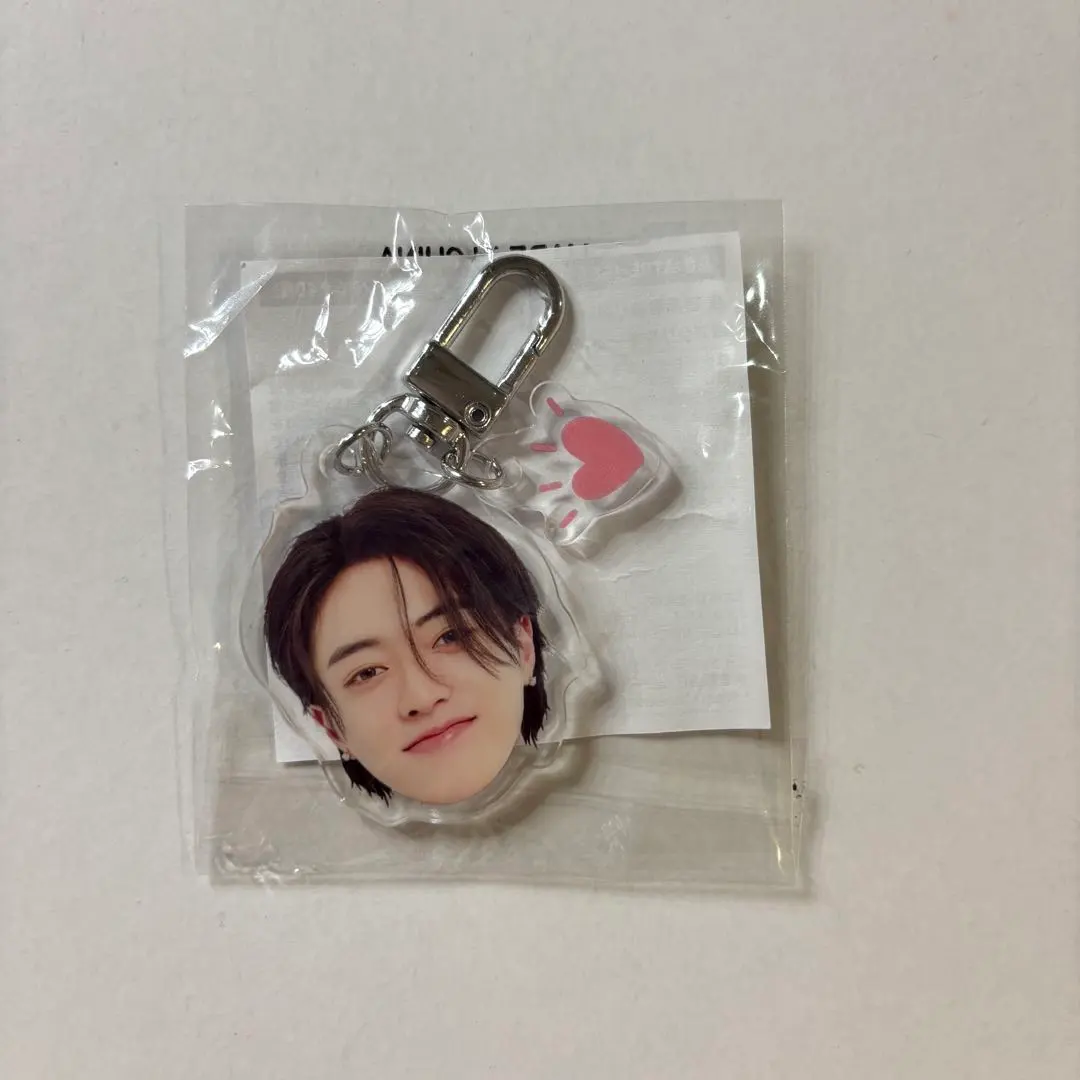 Thumbnail of TREASURE PULSE ON Face Acrylic Key Chain Haruto Joy