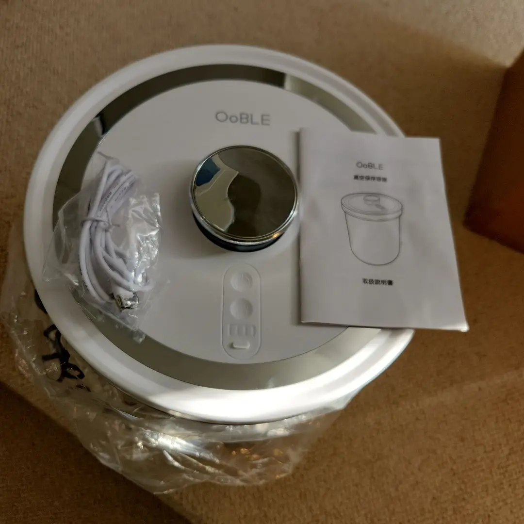 新品未使用★オーブル米びつ 新品未使用】OoBLE（オーブル） 真空保存容器 米びつ - メルカリ