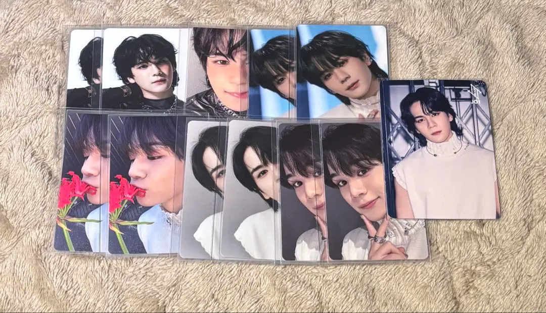 JO1 豆原一成 寫真卡12張套裝 的縮圖