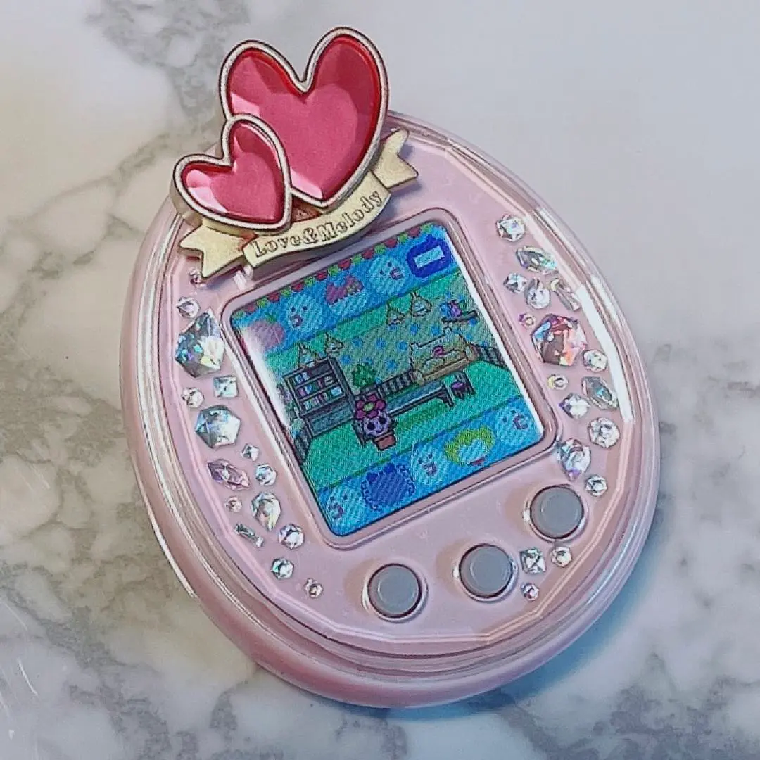 【良品】たまごっちピース　ラブメロ　ホワイト 良品】たまごっちピース ラブメロ ホワイト - メルカリ