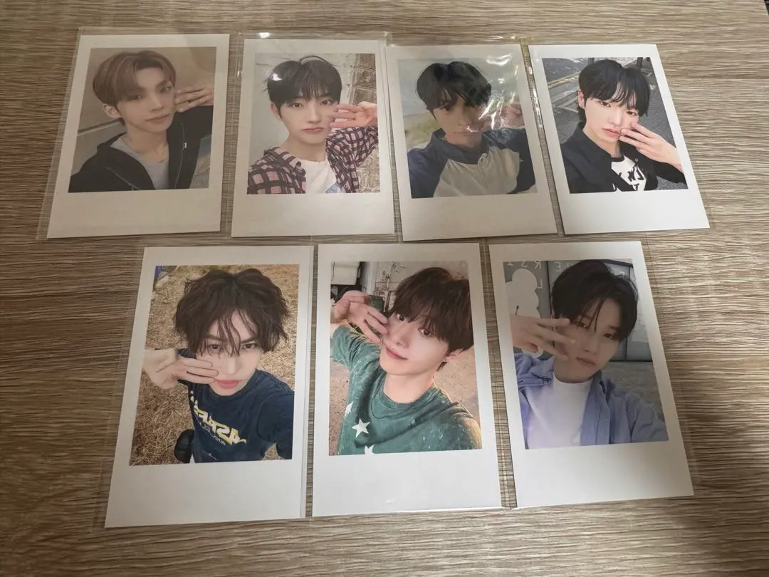 Thumbnail of idntt withmuu Applicant Trading Card Set