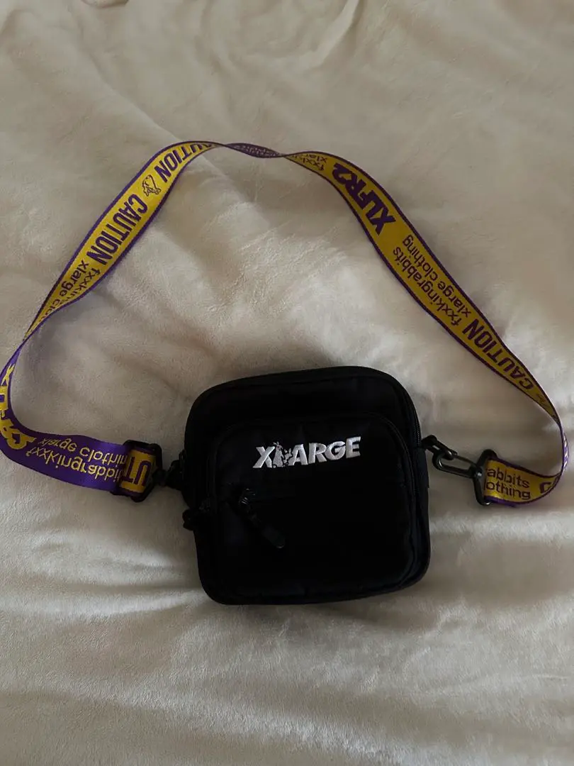 FR2 Reflector Logo Shoulder Bag