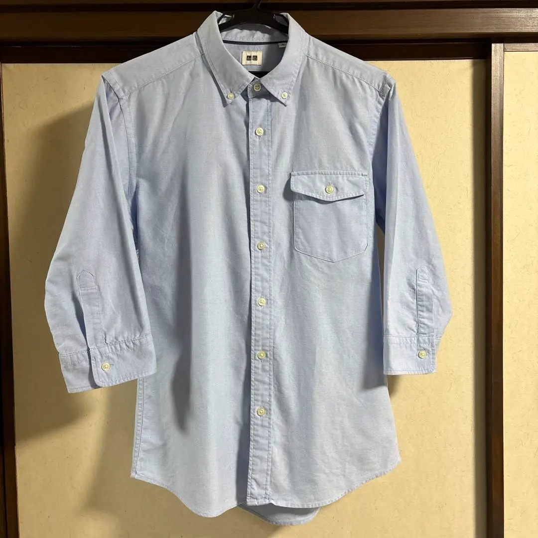 Thumbnail of Excellent condition!! UNIQLO Men's Button-down 3/4 sleeve blue shirt, size M