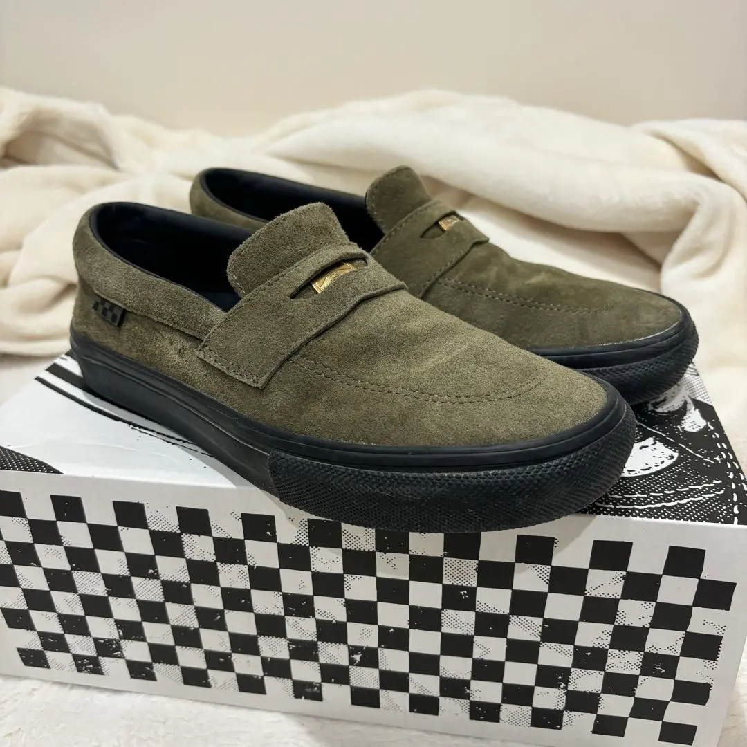 ぴ*フ様 Vans スエード スリッポン グレー skate style 53 楽天市場】VANS スニーカーVANS ヴァンズ バンズ【箱なし】SKATE