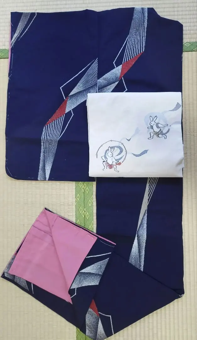 Thumbnail of New, Unused Geometric Pattern Modern Antique Majolica Omeshi (a type of kimono) Taisho Roman Era Raijin (Thunder God)