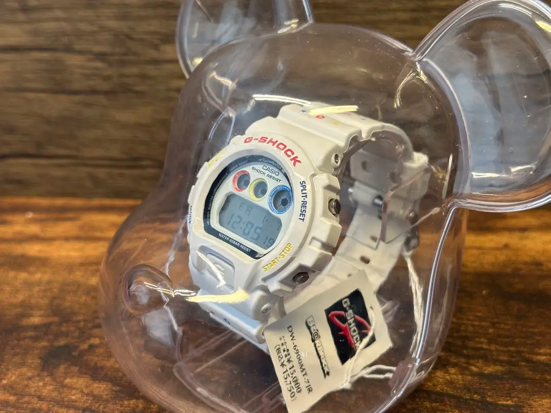 DW6900MT-7　G-SHOCK×BE@RBRICK限定　　ホワイト CASIO G-SHOCK DW-6900MT-7 BE@RBRICK White Digital Watch