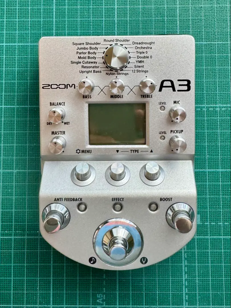 ZOOM A3 / Pre-Amp & Effects for Acoustic Guitar 【渋谷店