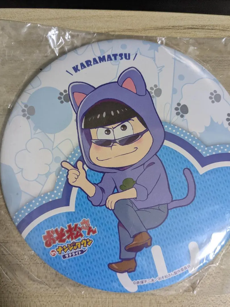 Thumbnail of Osomatsu-san Karamatsu Cat Ear Hood Can Badge Stand