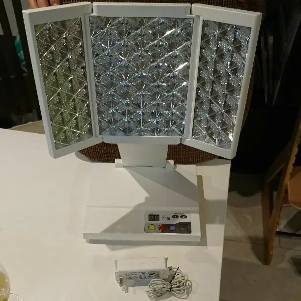 ■□ 美顔器 QUANTUM PHOTON HKS205 LED VIGAN □□ 美顔器 QUANTUM PHOTON HKS205 LED VIGAN - メルカリ