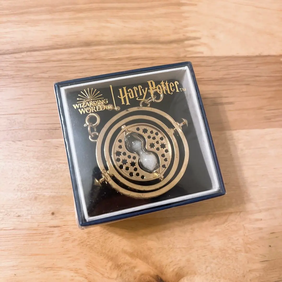 マヤ　Pandora ハリーポッター　空飛ぶ鍵　タイムターナー　2点 ♡Pandora ハリーポッター スピニングタイムターナー♪ - メルカリ
