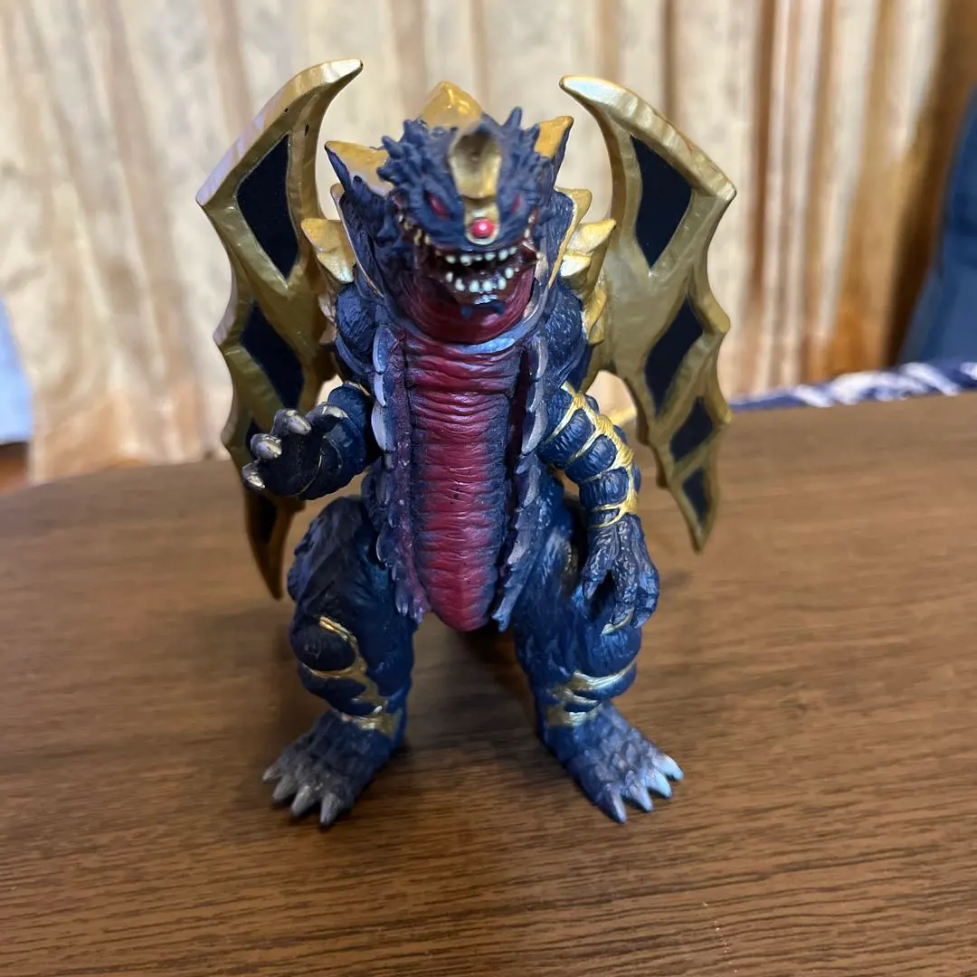 Thumbnail of King of Mons Figure