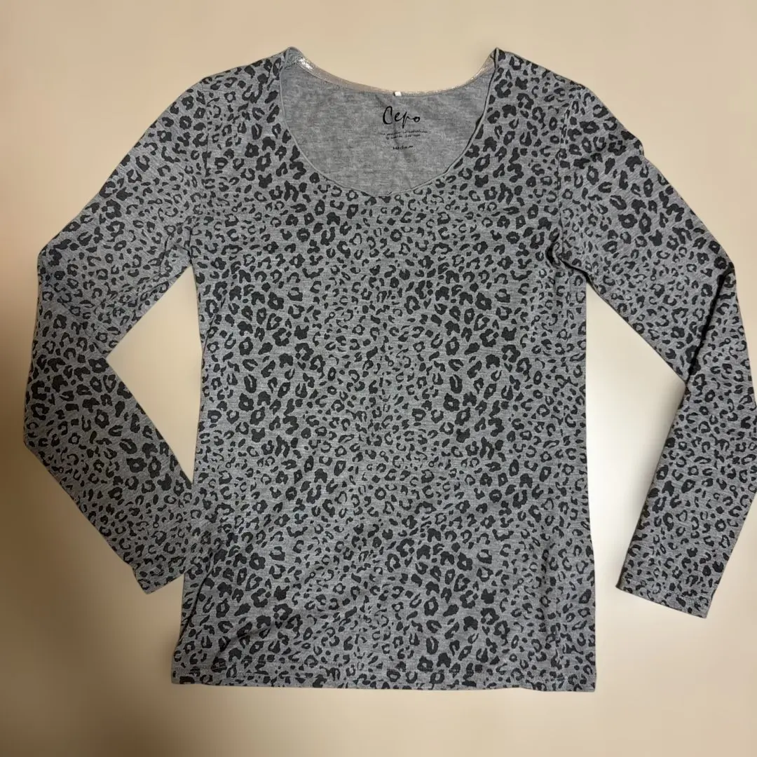 Thumbnail of Leopard print top, women's