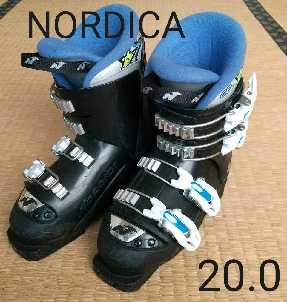 ノルディカ GP TJ スキーブーツ 24.0-24.5 NORDICA GP TJ スキーブーツ 24.0cm〜24.5cm 小中学生に