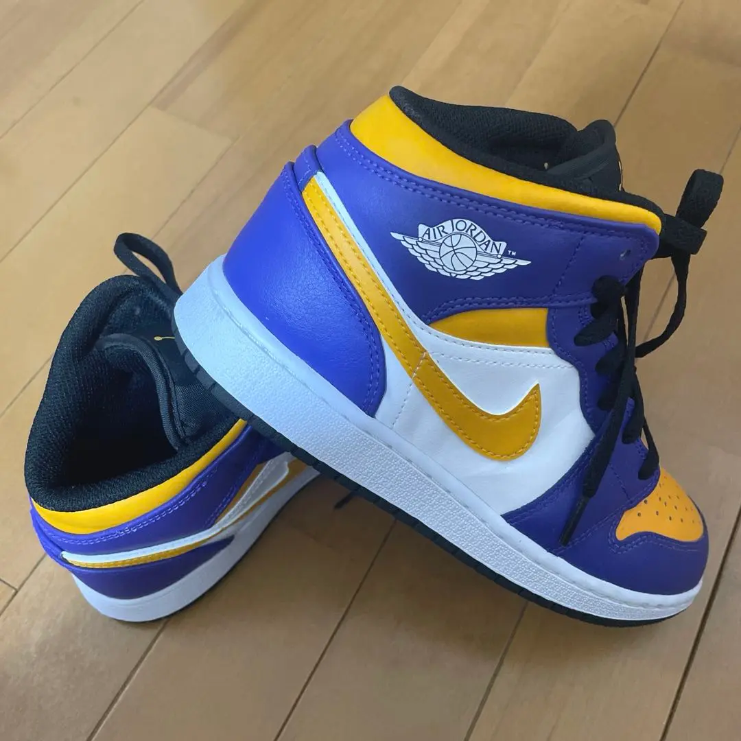 2025年最新】ジョーダン1 mid ダークコンコルドの人気アイテム