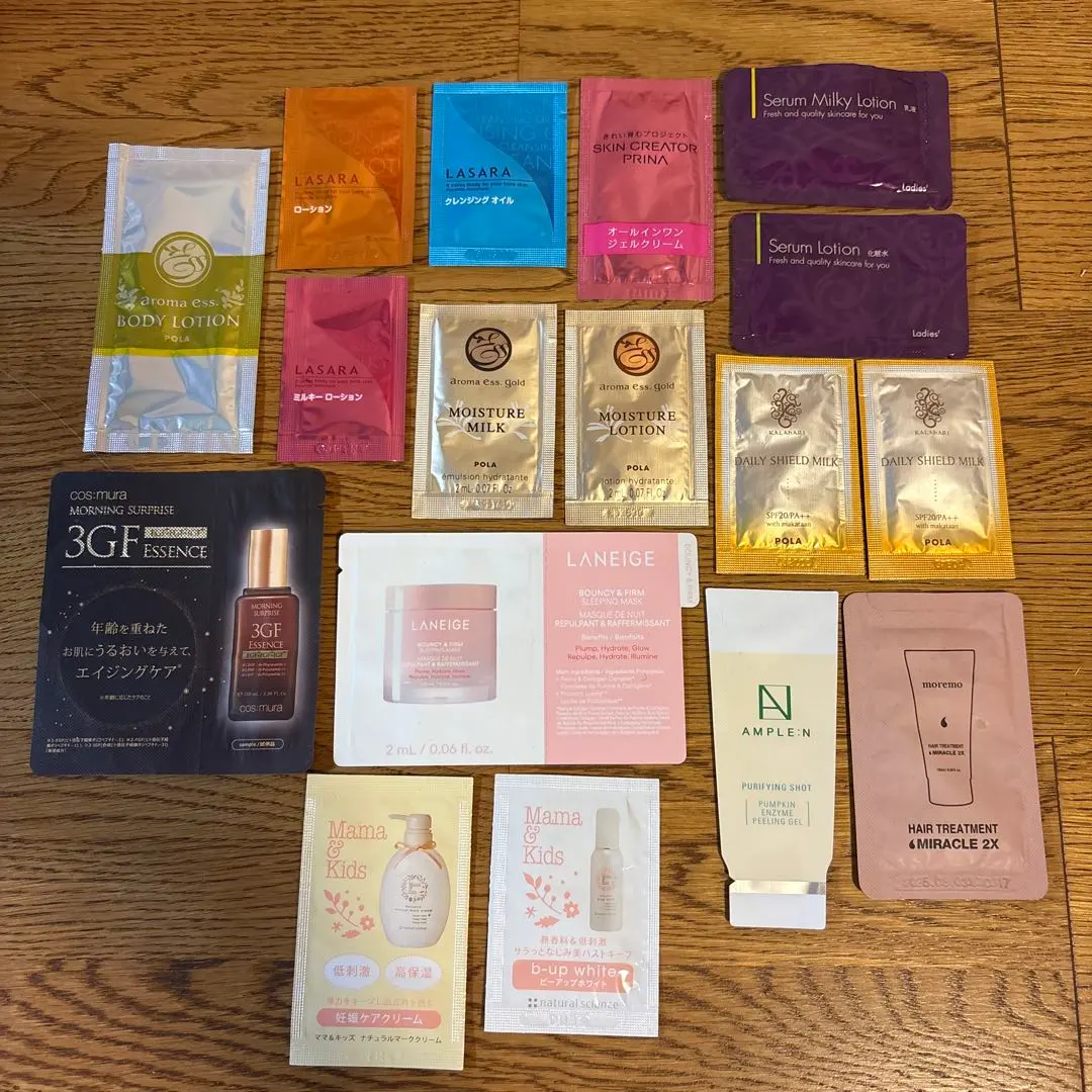 化妝品 樣品 17件套 POLA等 【新品】 的縮圖