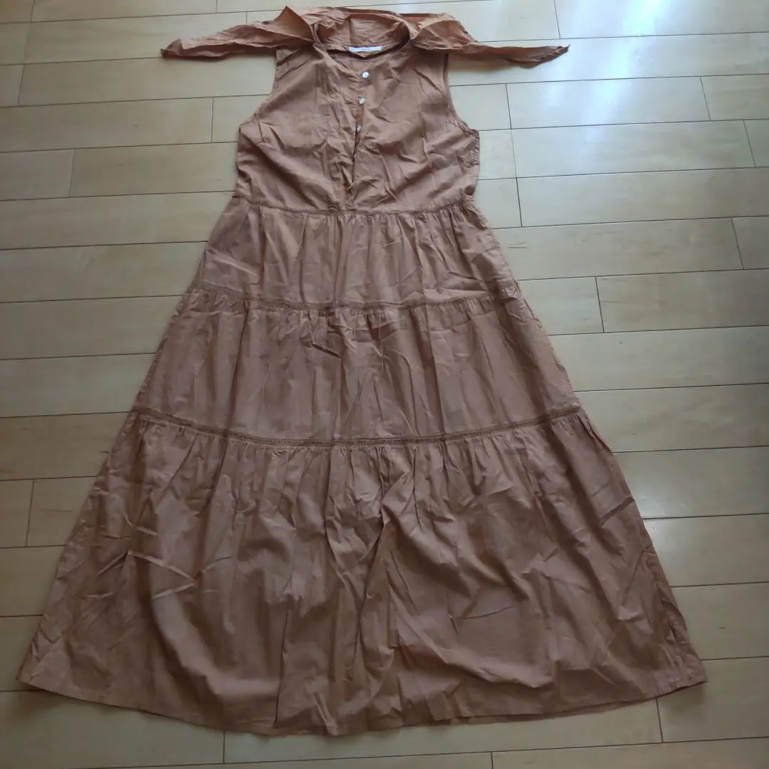 Thumbnail of PAR ICI Brown Dress, F size