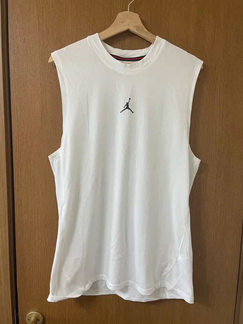 ジョーダン ユニフォーム タンクトップ ノースリーブ XXL 刺繍ロゴ NIKE JORDAN タンクトップ Lサイズ 背番号 サイン刺繍 ホワイト