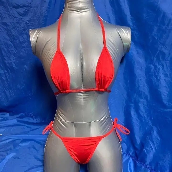 紅色☆超迷你比基尼☆超性感 的縮圖