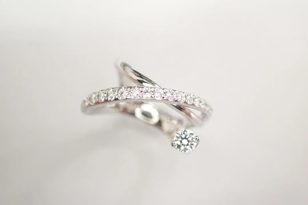 20/美品 小寺智子 コデラトモコ Pt900 ダイヤ計0.25 リング 指輪 Pt900 小寺智子 ダイヤモンド リング 0 27ct 4号 ピンキーリング
