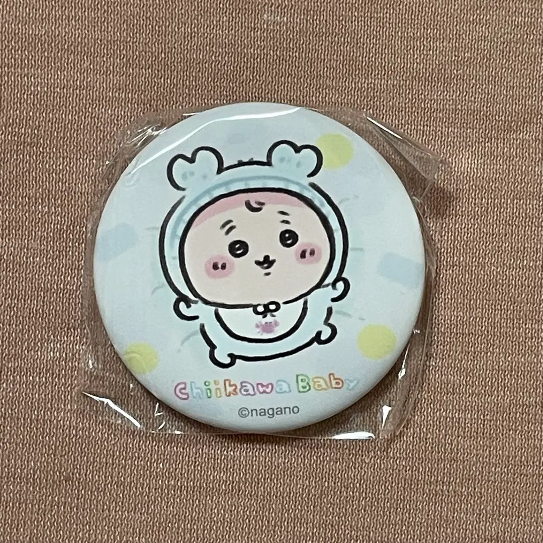 Thumbnail of Chikawa Baby Sleeping Can Badge - Used Bookstore