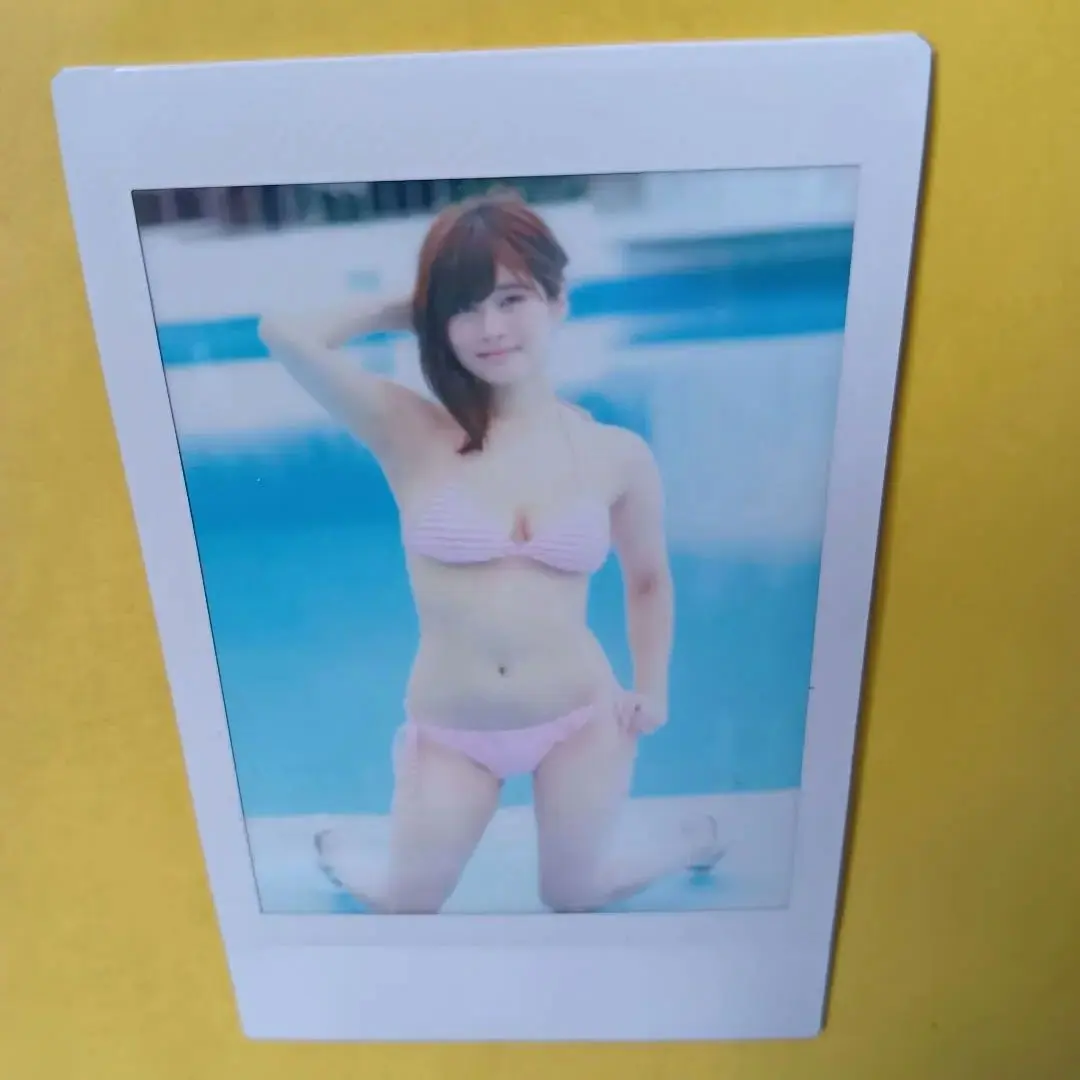 高橋凛(照片)②拍立得(橘花凛)限定 1張 寫真偶像 泳裝 的縮圖
