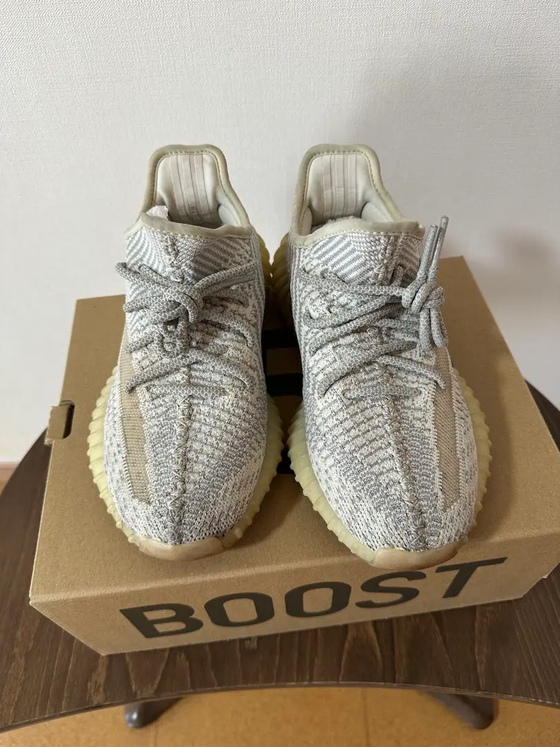 Thumbnail of YEZZY BOOST 350 V2 23 US5