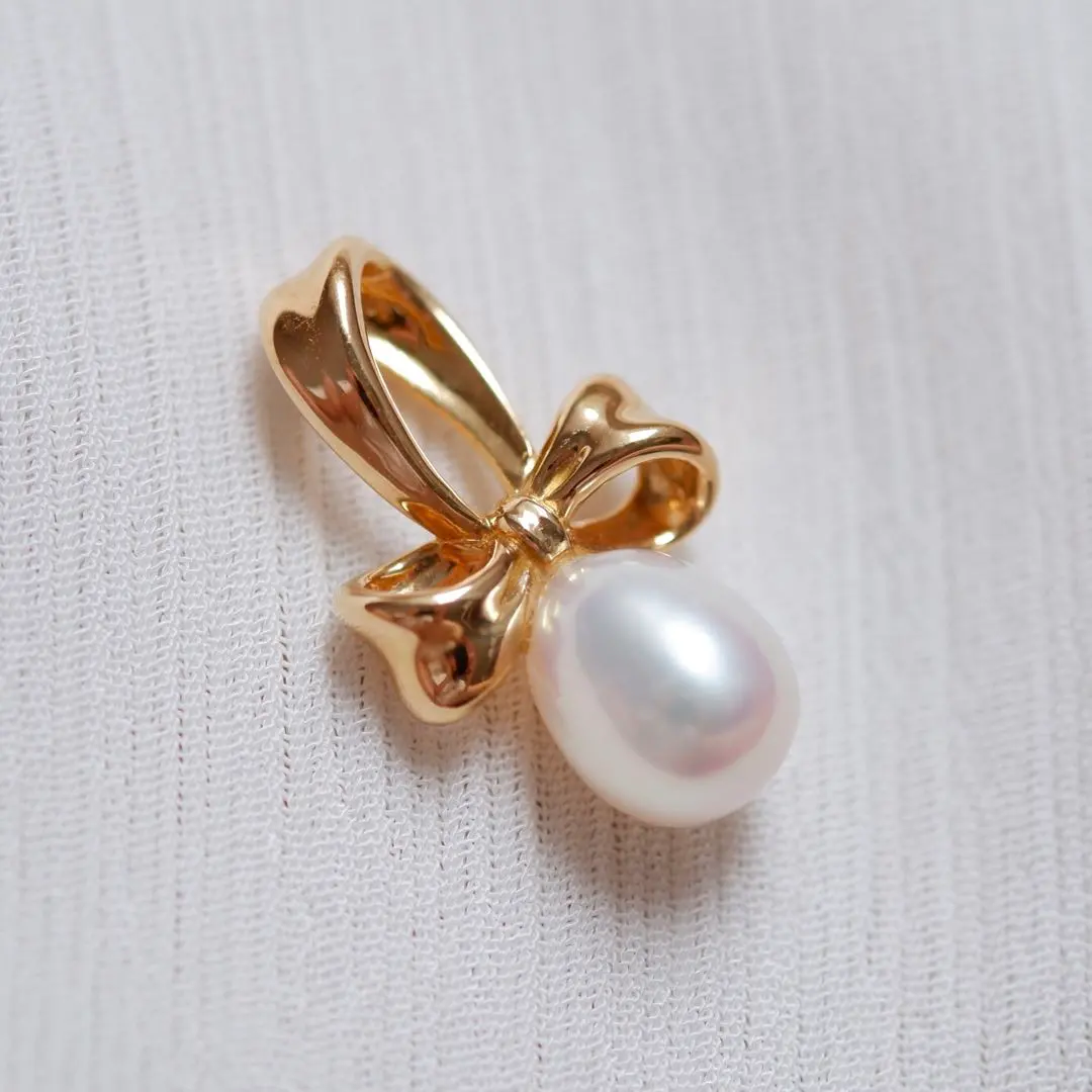 Thumbnail of TASAKI K18 Ribbon Pearl Charm Necklace Top 18K Gold