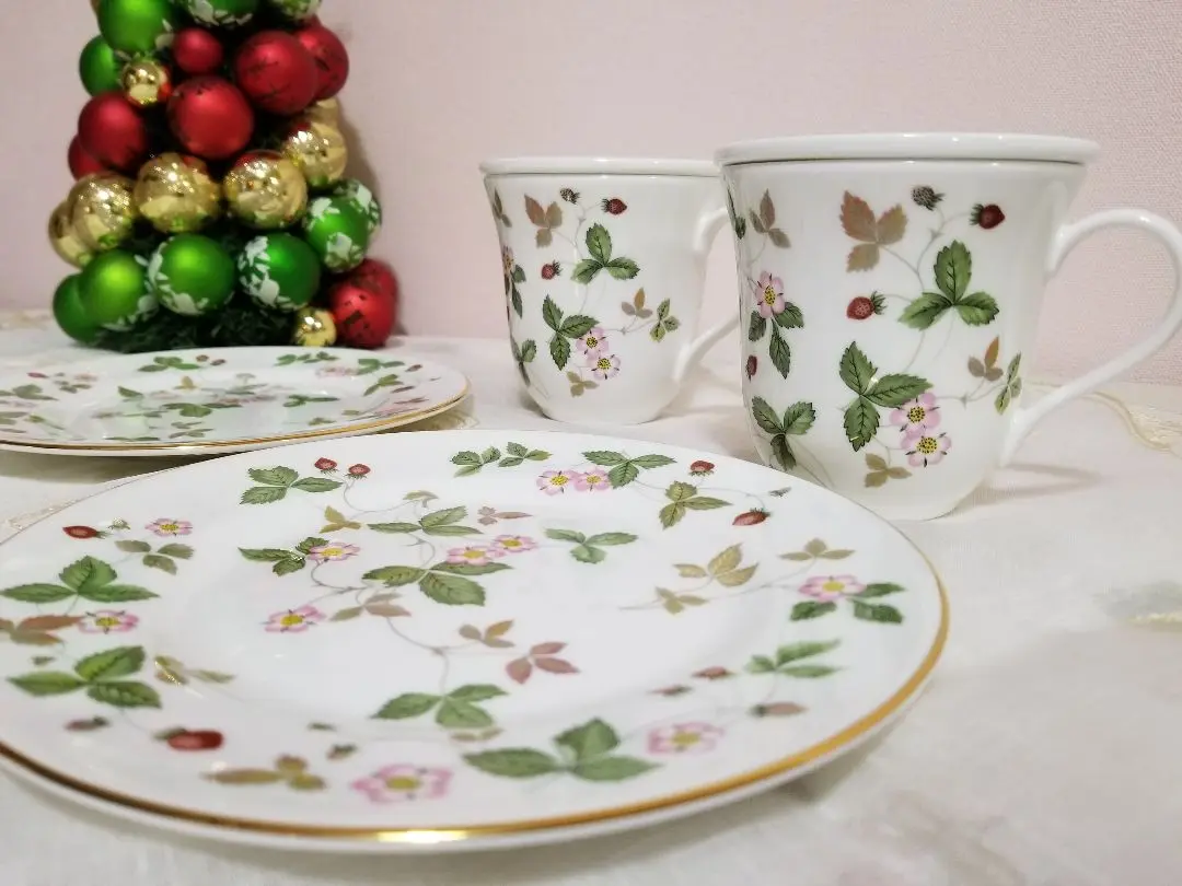 ウェッジウッド ワイルドストロベリー 陶器 スプーン レンゲ WEDGWOOD（ウェッジウッド） ワイルド ストロベリー ティー
