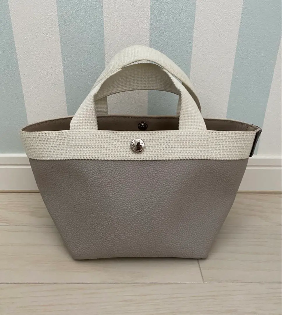 専用です⁉️新品未使用品エルベシャプリエ！ハンドルカバー パリ限定レア【Herve Chapelier】革のハンドルカバー (HERVE