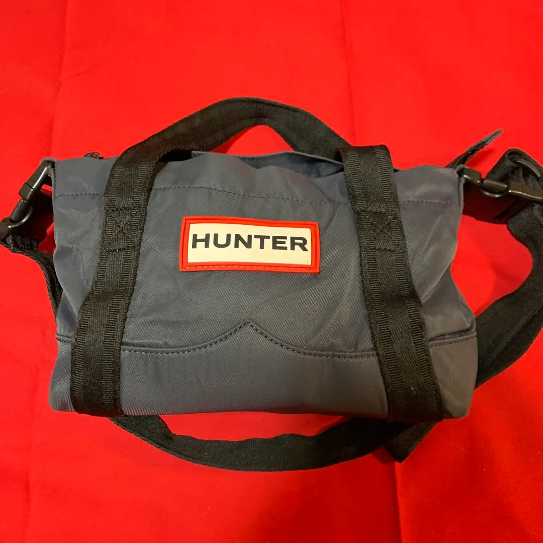 Thumbnail of HUNTER Navy Body Bag