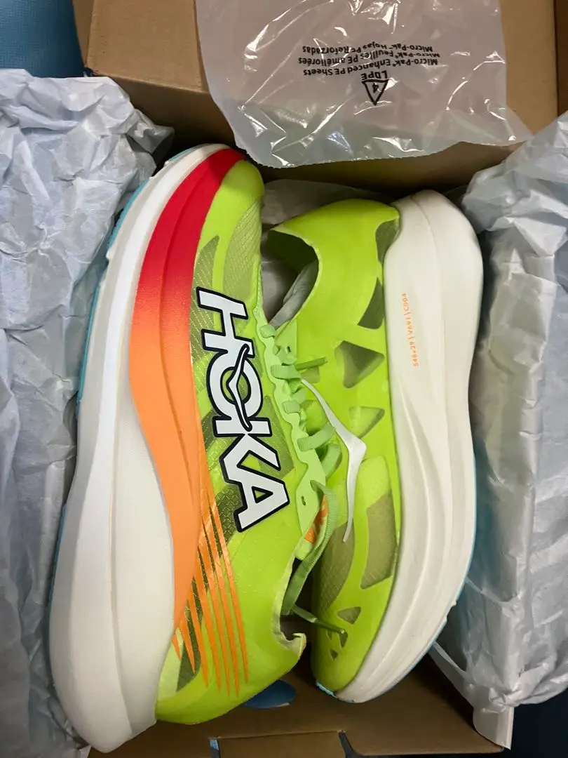 HOKA ONE ONE - taka HOKA ONE ONE ロケットＸ２ 中古品 HOKA ONEONE ロケットX2 28cm【中古品】 - メルカリ