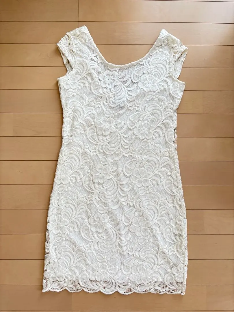 Thumbnail of H&M dress