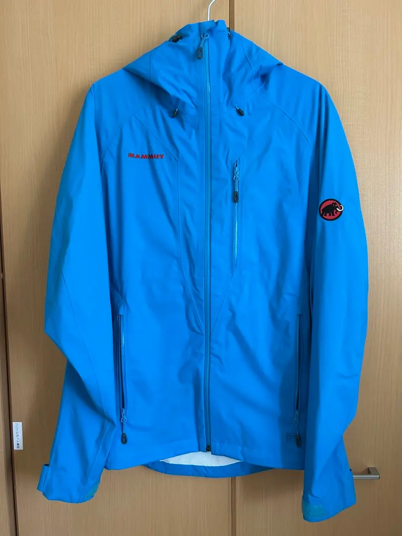 Thumbnail of MAMMUT DRY Tech Premium Hooded Jacket, Blue