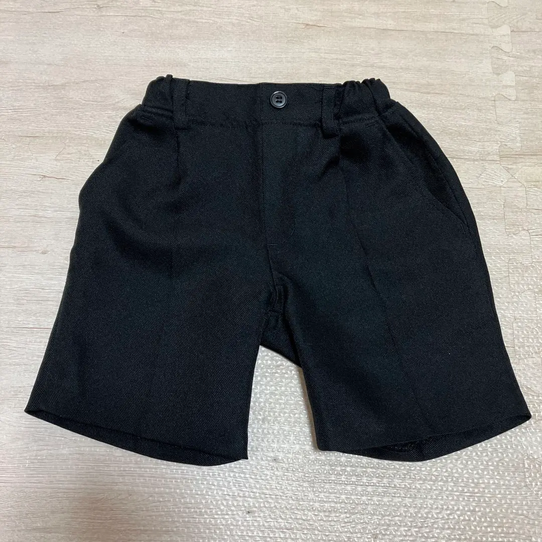 Thumbnail of Black shorts under 95cm
