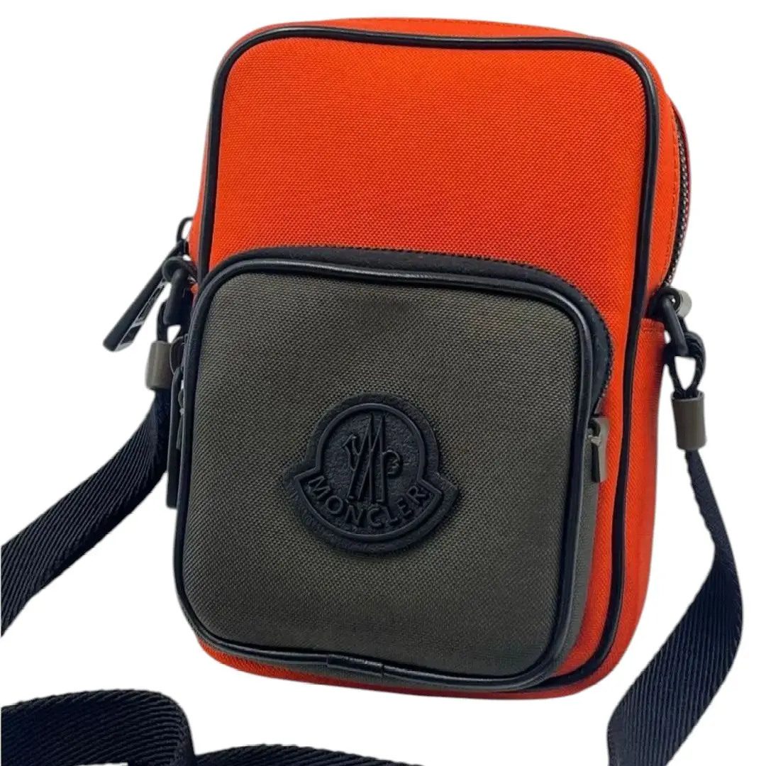 【MONCLER】Yehor クロスボディーバッグ ショルダー ナイロン MONCLER】Yehor クロスボディーバッグ ショルダー ナイロン