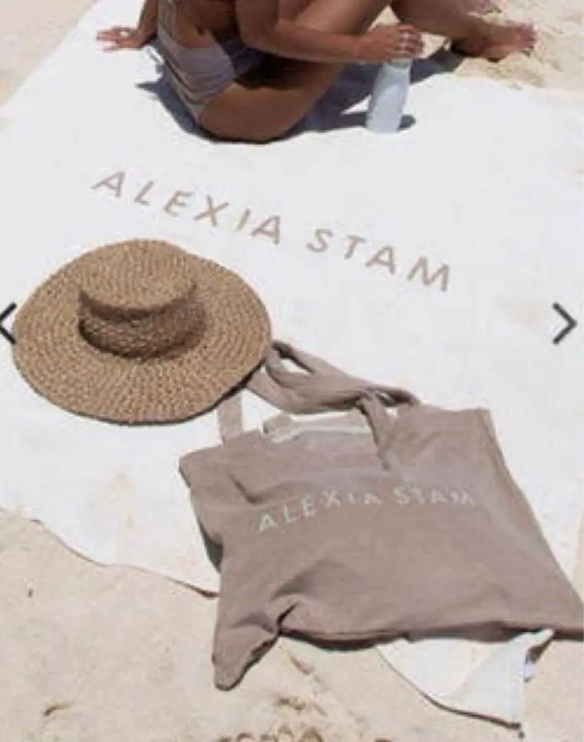 アリシアスタン　ビーチマット　バック ALEXIA STAM（アリシアスタン）の「Beach Bag Set 2022/ビーチ