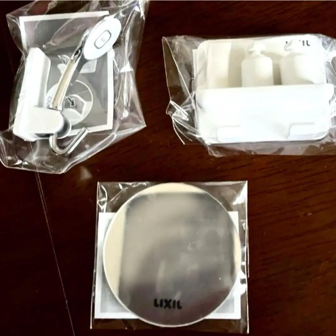 新品未使用　LIXIL マグネットシェルフ　3点セット 楽天市場】LIXIL(INAX) マグネットシェルフ300W ファブリック調