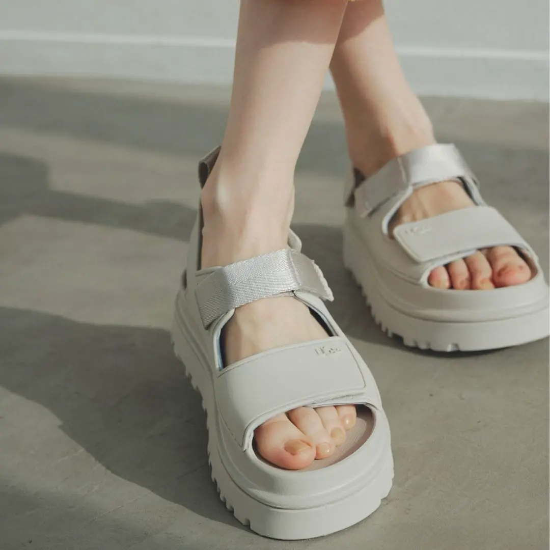 24SS UGG GOLDEN GLOW ライトグレー 26cm UGG GoldenGlow ゴールデングロウ グレー ライトグレー - メルカリ