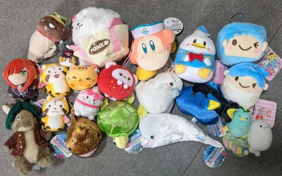 Thumbnail of [Unused with Tags] Amusement Character Keychains - Bulk Sale