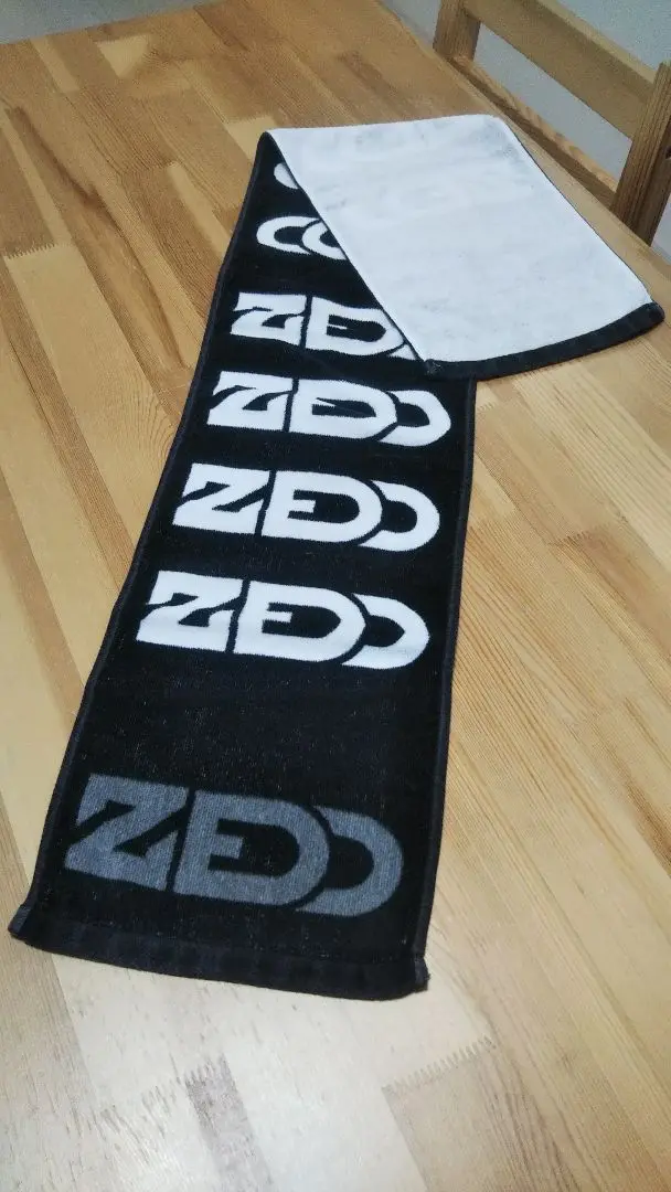 ZEDD TELOS TOUR オフィシャルグッズ 扇子 タオル　新品未使用 ZEDD TELOS TOUR オフィシャルグッズ 扇子 タオル 新品未使用