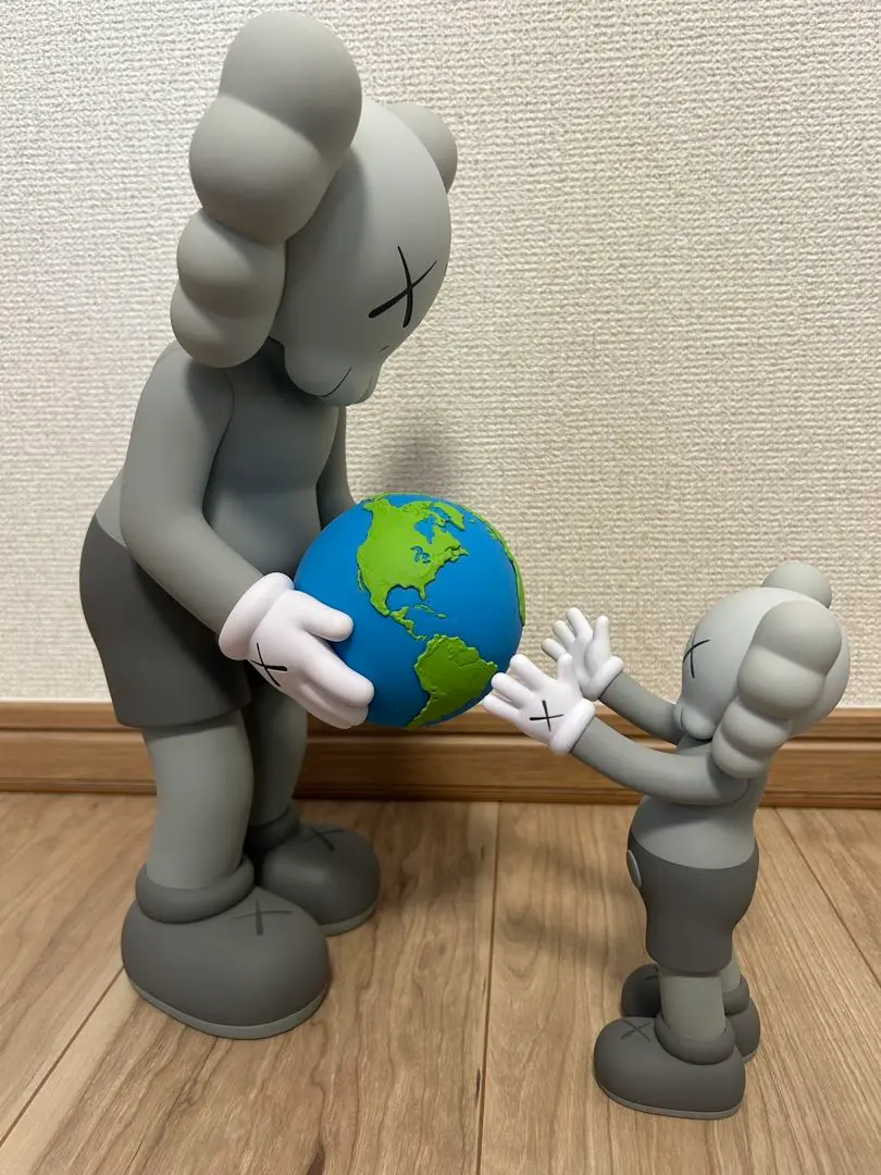 カウズ ザ プロミス ソフビフィギュア ブラック - JP
