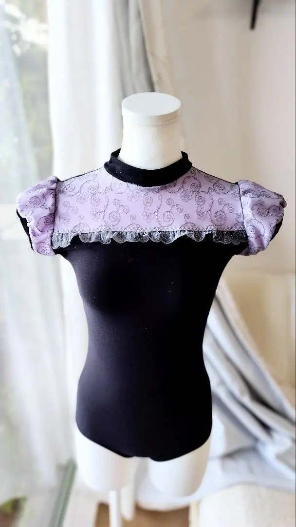 チョーカー風娘役黒レースレオタードS～Mサイズ 楽天市場】バレエ レオタード 大人 ジュニア ボートネック 長袖