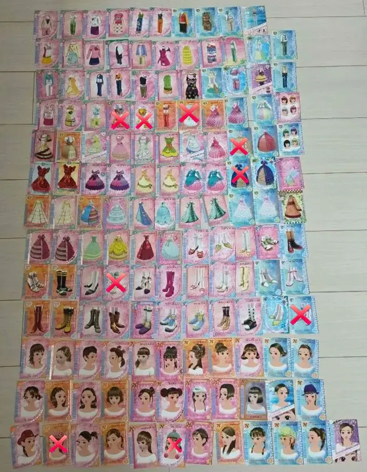 愛與莓 裝扮卡牌 135張套裝 (附贈限定 典雅小町) 的縮圖