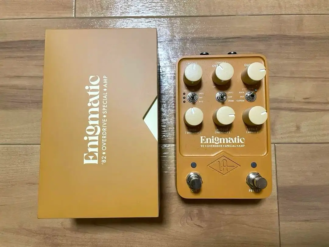 Universal Audio UAFX Enigmatic '82 Overdrive Special Amp