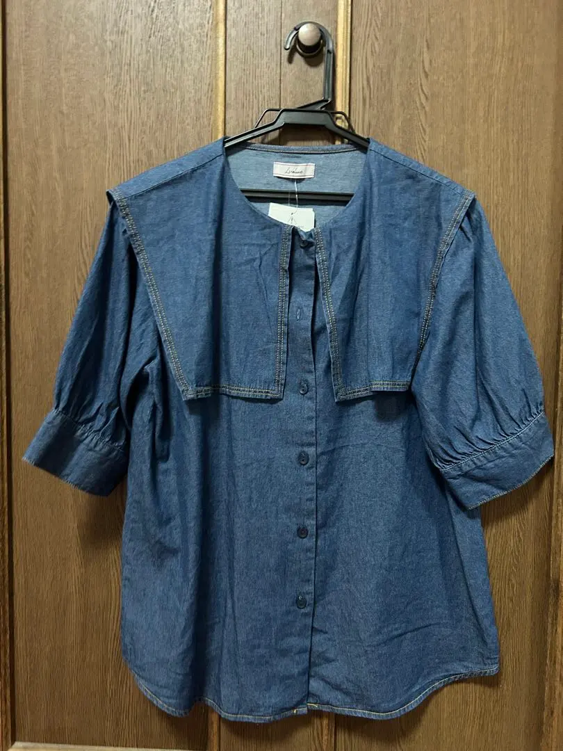 Thumbnail of Short sleeve, size M