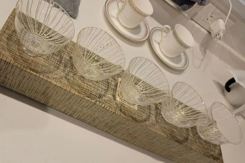 上野良樹 造 金彩 箔散 平茶碗 硝子製 ガラス製 ガラス作家・上野良樹造 『箔チラシ硝子 平茶碗』